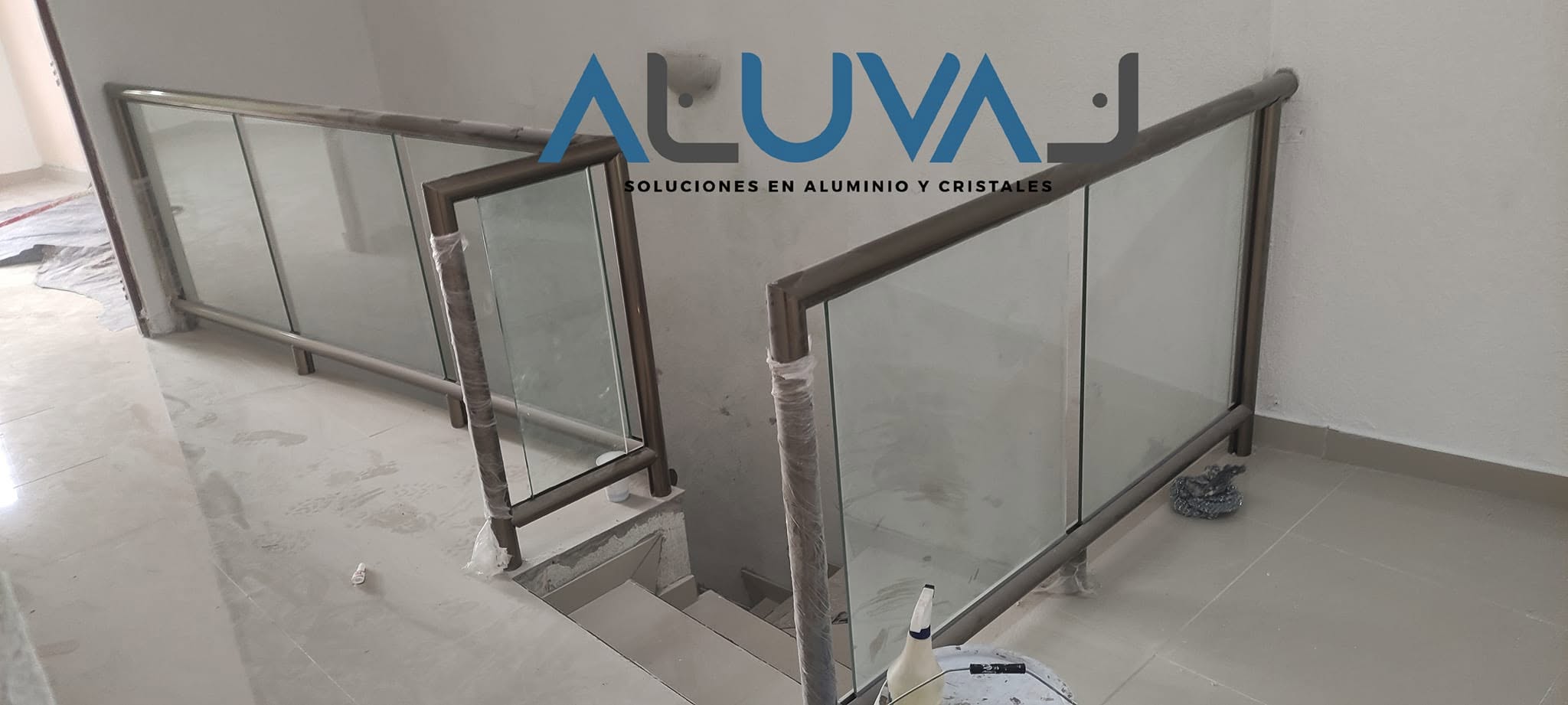Barandal de cristal para escalera